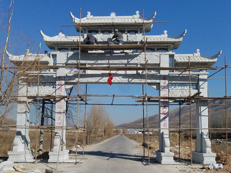 新農(nóng)村石牌坊