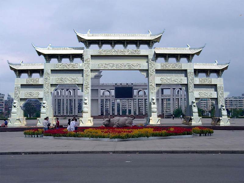 大型石牌坊