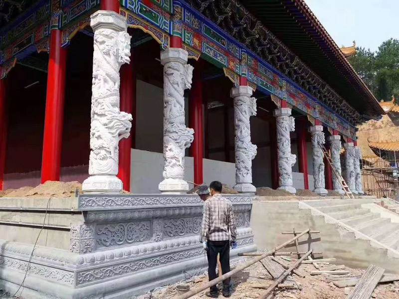 石龍柱多少錢一根