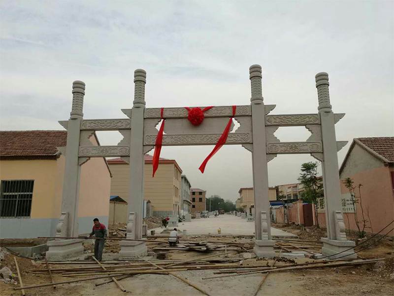 村口牌樓