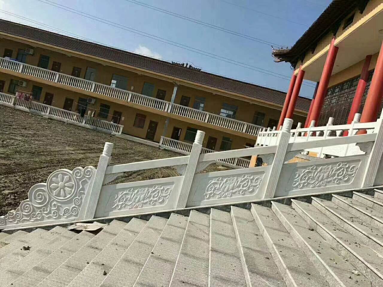 景區(qū)臺(tái)階石欄桿