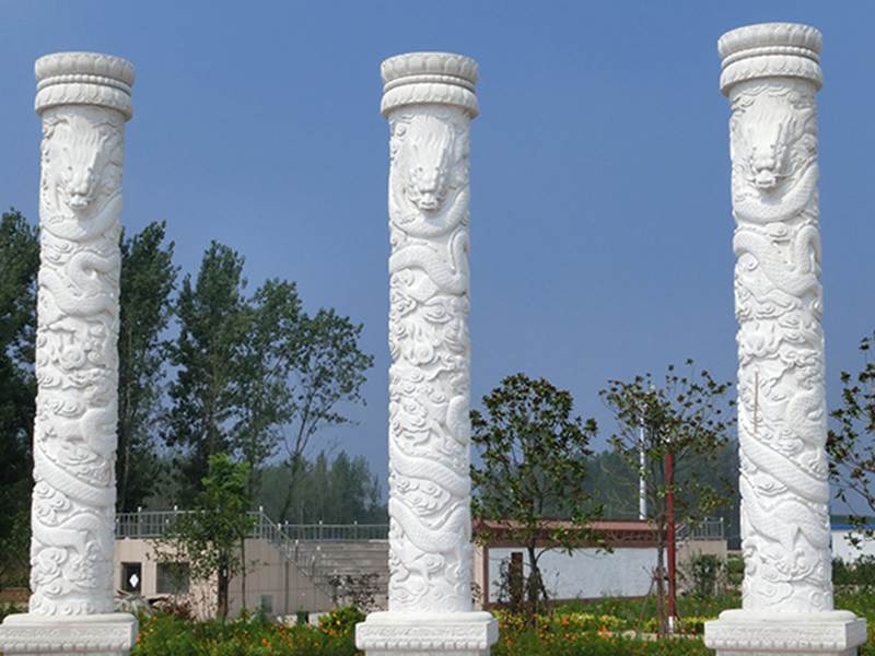 漢白玉石龍柱價格
