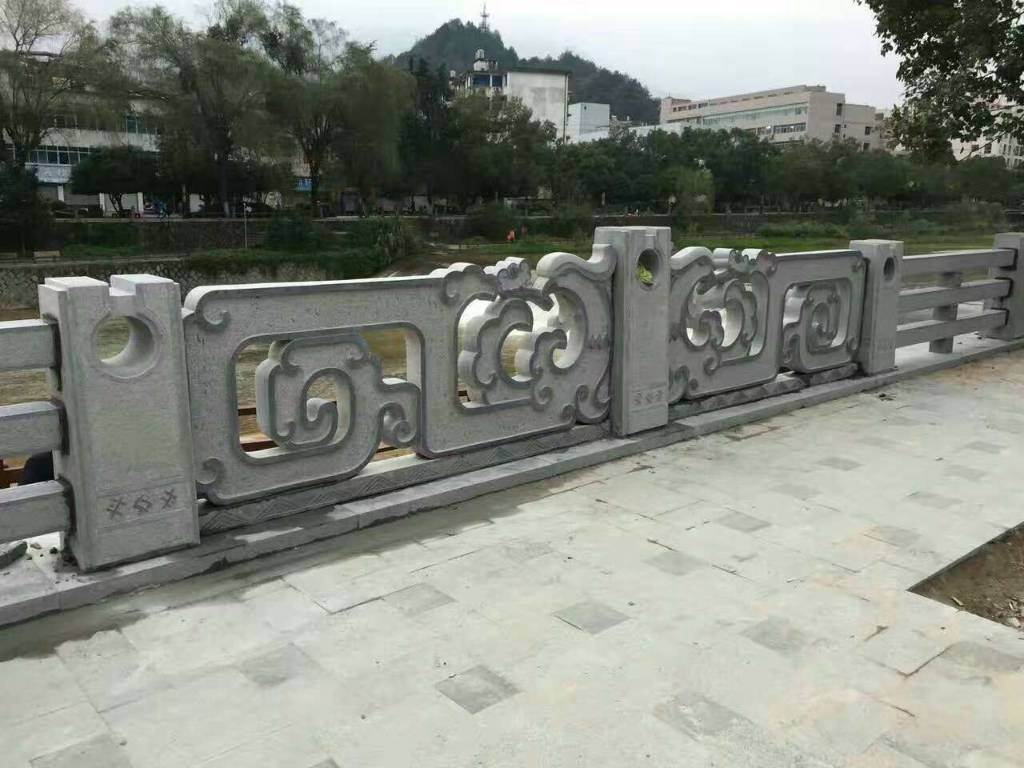 景區(qū)青石石護(hù)欄價(jià)格